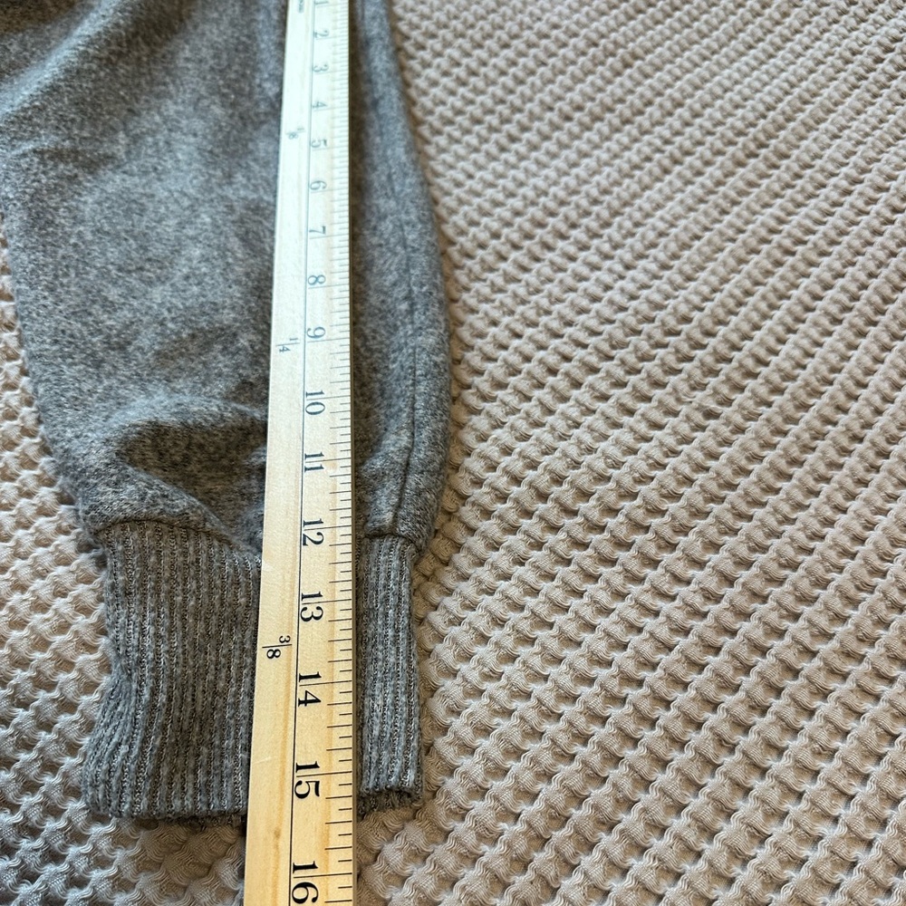 Adrienne Vittadini Cowl Neck Pullover Grey Sweater Cinch Bottom Size M Slouchy - Picture 7 of 7